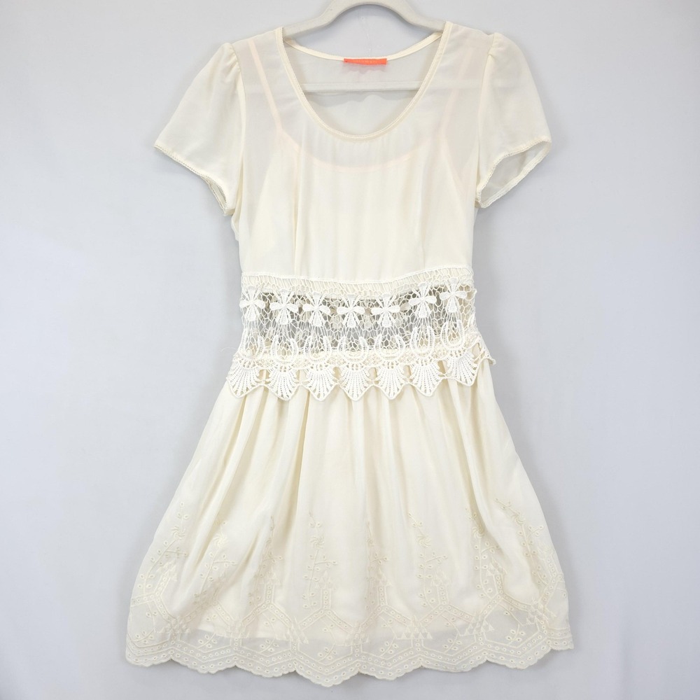 Lulumari Dress Womens M Ivory Lace Sheer Short Sleeve Fit Flare Lined Boho Fairy